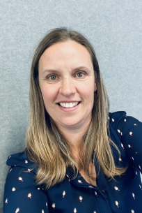 Julie Cranshaw - Tumuaki Tuarua.